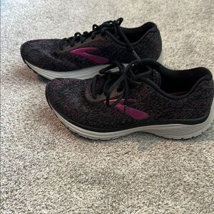 Brooks Women's Black and Purple Running Shoes